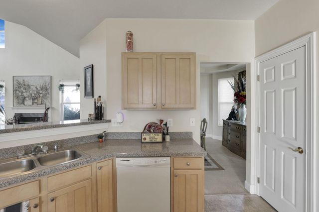 151 Whittington Place, Etna, OH 43062