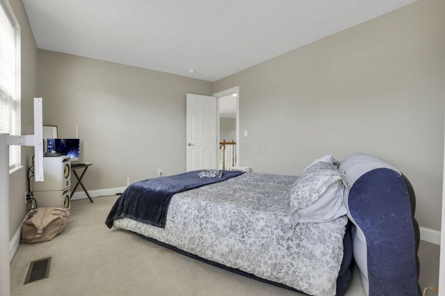 151 Whittington Place, Etna, OH 43062