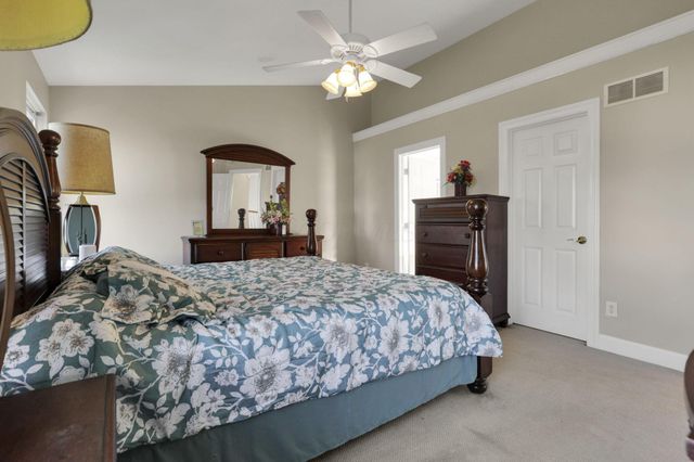 151 Whittington Place, Etna, OH 43062