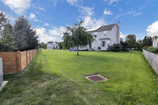 151 Whittington Place, Etna, OH 43062