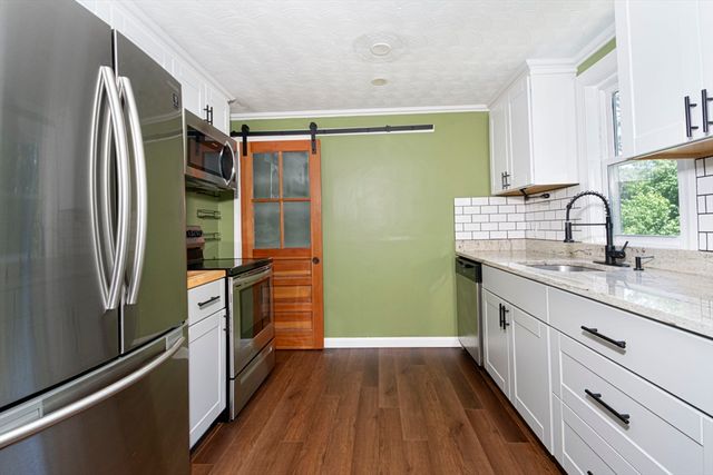 18 Brookfield Ter 0, Framingham, MA 01701