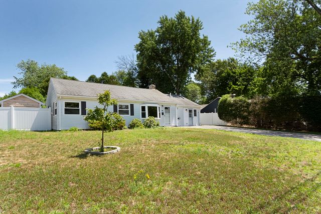 18 Brookfield Ter 0, Framingham, MA 01701