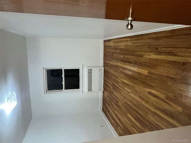 8539 75th Street, Woodhaven, NY 11421