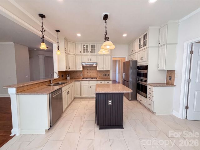 110 Lyman Oak Court, Fort Mill, SC 29715