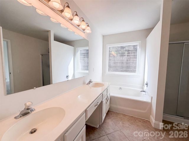 110 Lyman Oak Court, Fort Mill, SC 29715