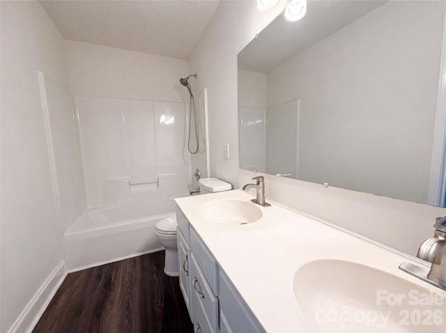 110 Lyman Oak Court, Fort Mill, SC 29715