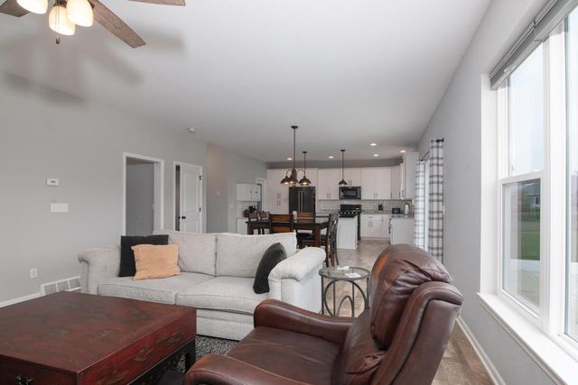 19677 Yorktown PLACE, Bristol, WI 53104