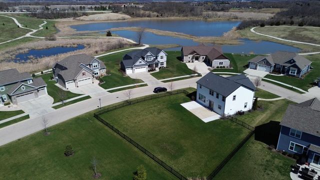 19677 Yorktown PLACE, Bristol, WI 53104