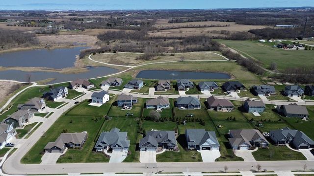 19677 Yorktown PLACE, Bristol, WI 53104