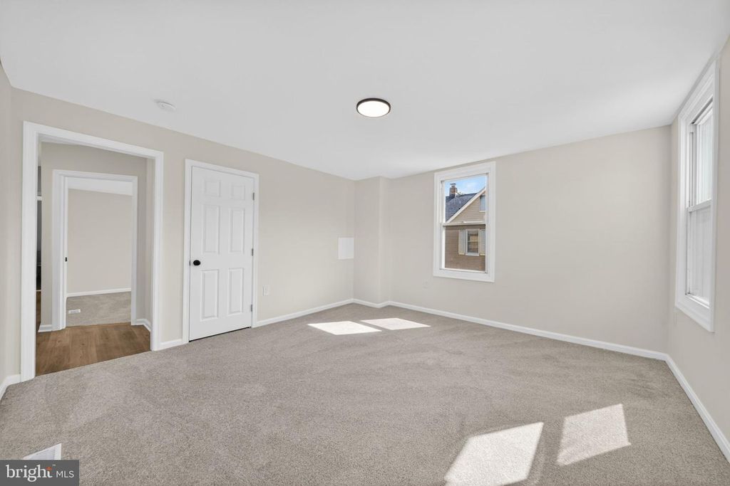 Image 30 of property listing at 5923 KAVON AVE, Baltimore, MD 21206