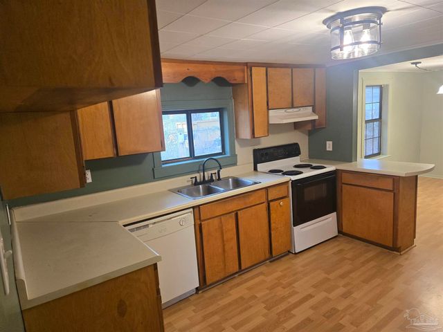 6319 Denver Ave, Pensacola, FL 32526