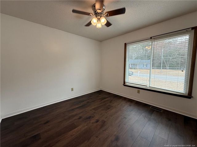 6814 Foxton Court, Fayetteville, NC 28304