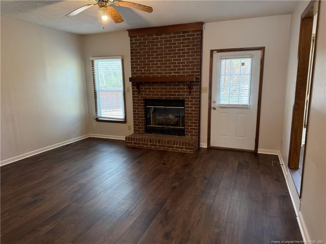 6814 Foxton Court, Fayetteville, NC 28304