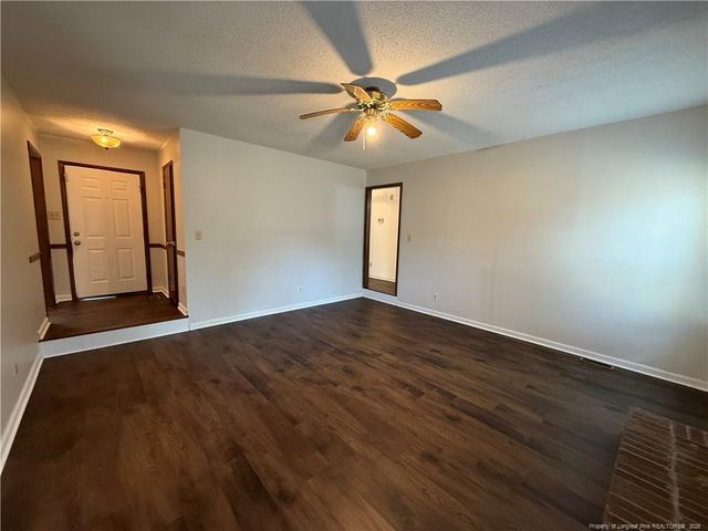 6814 Foxton Court, Fayetteville, NC 28304