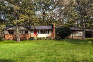 1109 Berwick Trl, Madison, TN 37115
