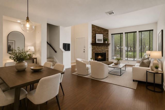 8020 Braesmain Drive 1806, Houston, TX 77025