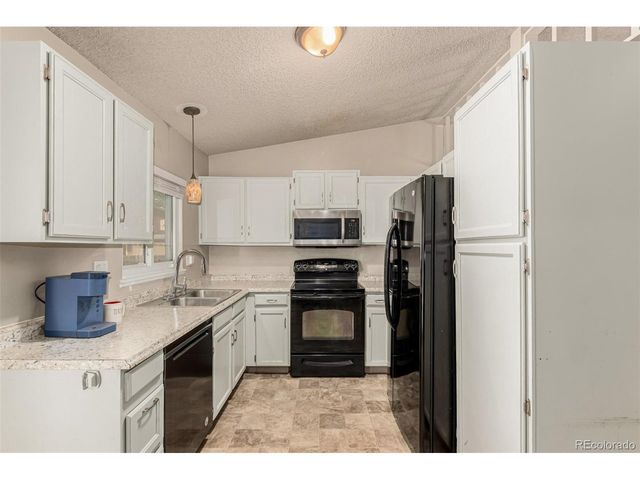 3310 Bridgewater Dr, Colorado Springs, CO 80916