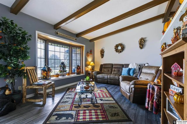 1221 Beechcraft Road, Lincoln, NE 68527
