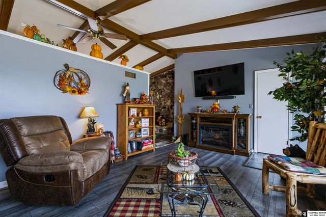 1221 Beechcraft Road, Lincoln, NE 68527