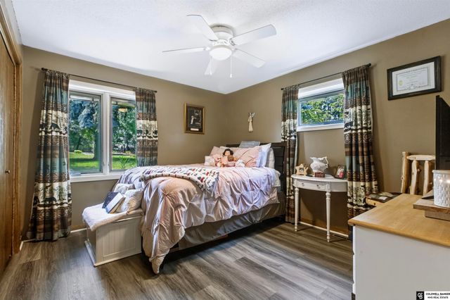 1221 Beechcraft Road, Lincoln, NE 68527