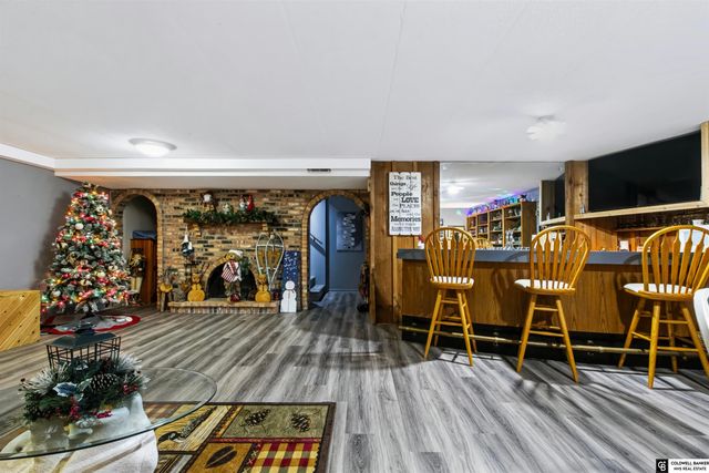 1221 Beechcraft Road, Lincoln, NE 68527