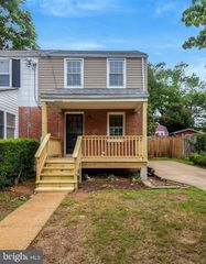 5926 EDGEHILL CT, Alexandria, VA 22303