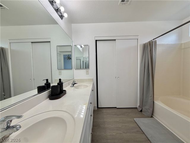 6745 Whipplewood Way, Las Vegas, NV 89148