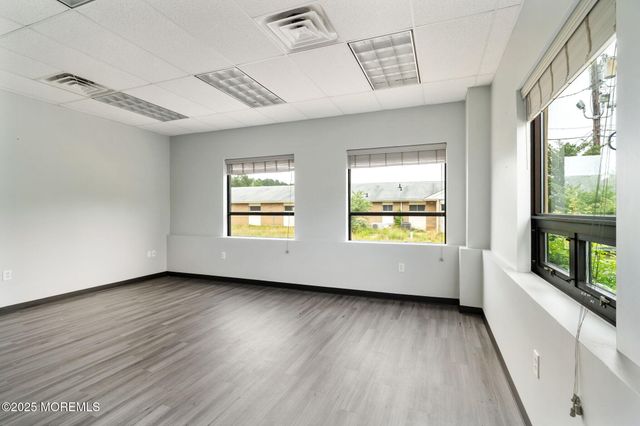 395 Main Street, West Creek, NJ 08092