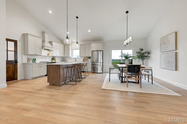 70 Eagles Watch Drive, Silex, MO 63377