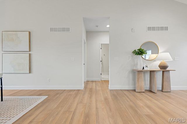 70 Eagles Watch Drive, Silex, MO 63377