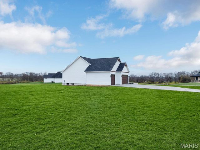 70 Eagles Watch Drive, Silex, MO 63377