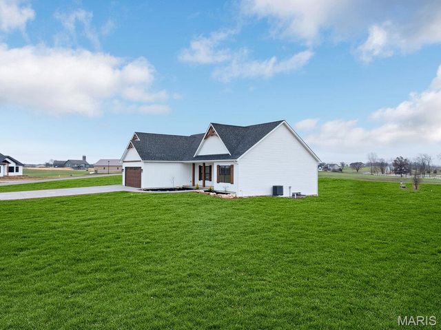 70 Eagles Watch Drive, Silex, MO 63377