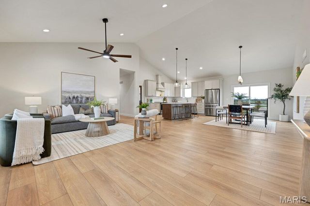 70 Eagles Watch Drive, Silex, MO 63377