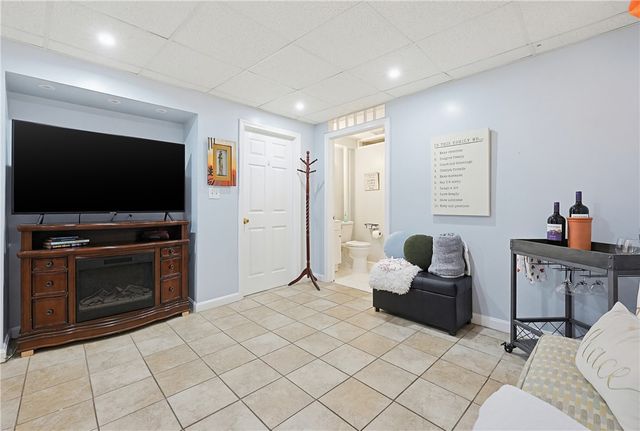 270 Woonasquatucket Avenue, North Providence, RI 02911