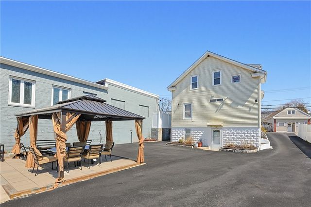 270 Woonasquatucket Avenue, North Providence, RI 02911