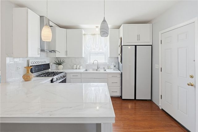 270 Woonasquatucket Avenue, North Providence, RI 02911