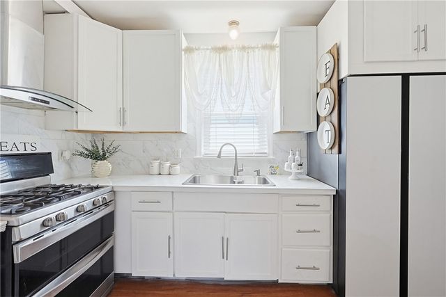 270 Woonasquatucket Avenue, North Providence, RI 02911