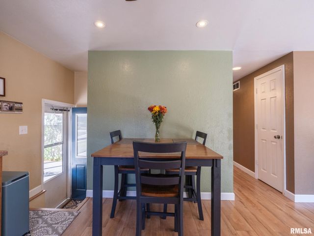 1509 HENRY Street, Pekin, IL 61554