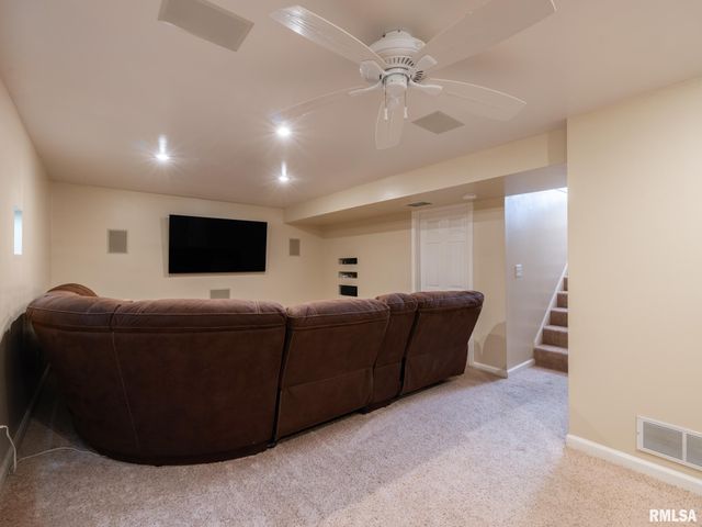 1509 HENRY Street, Pekin, IL 61554