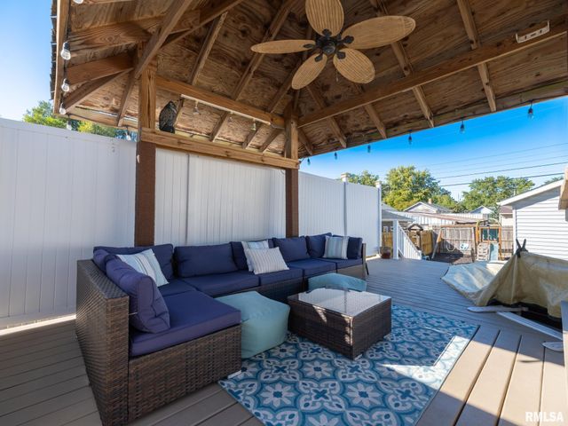 1509 HENRY Street, Pekin, IL 61554