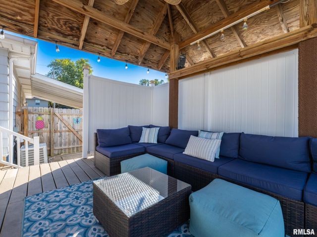 1509 HENRY Street, Pekin, IL 61554