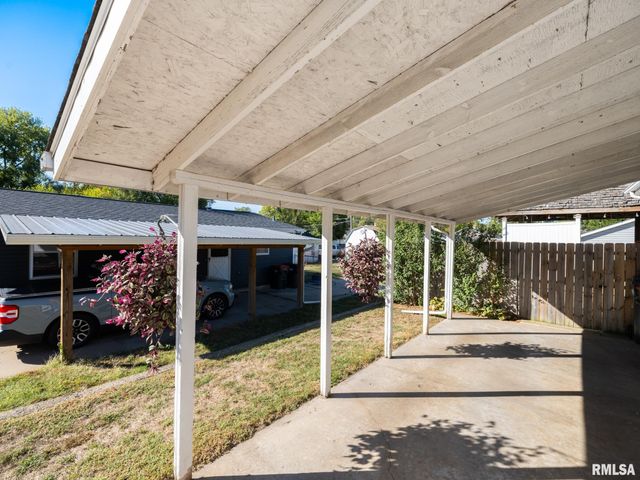 1509 HENRY Street, Pekin, IL 61554