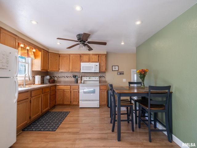 1509 HENRY Street, Pekin, IL 61554