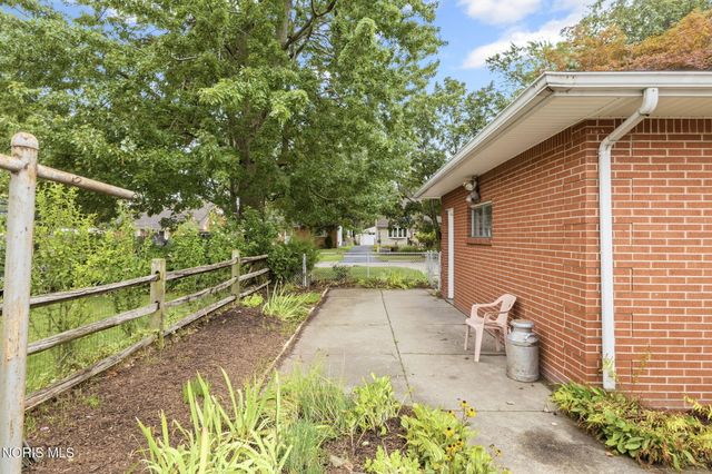 3420 Mapleview Drive, Toledo, OH 43623