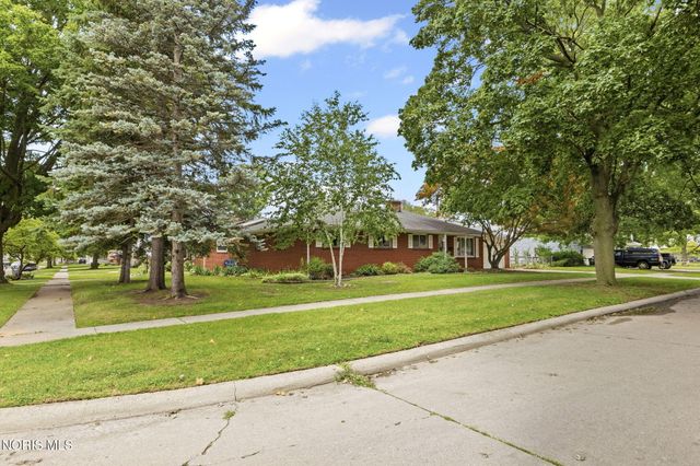 3420 Mapleview Drive, Toledo, OH 43623