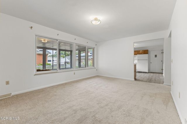 3420 Mapleview Drive, Toledo, OH 43623