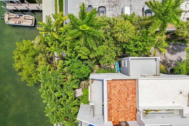 430 Poinciana Drive 1710, Sunny Isles Beach, FL 33160
