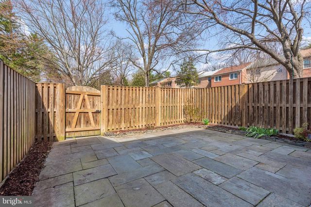 1838 GOLF VIEW CT, Reston, VA 20190