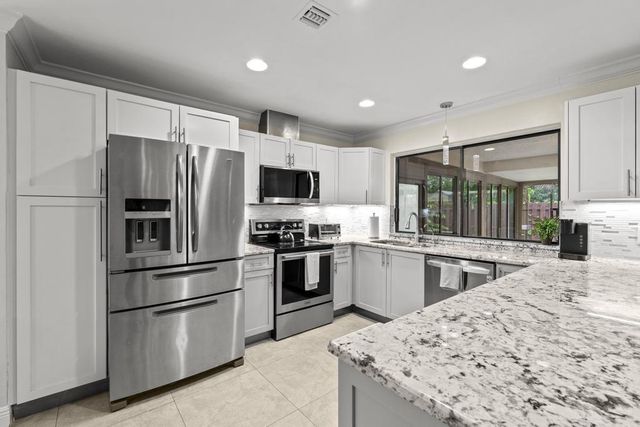 13575 COLUMBINE Avenue, Wellington, FL 33414