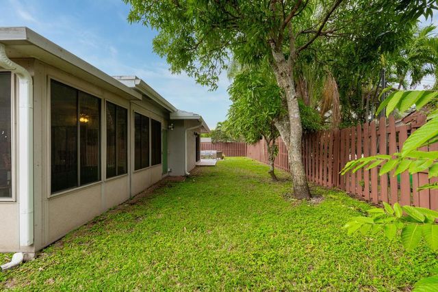 13575 COLUMBINE Avenue, Wellington, FL 33414